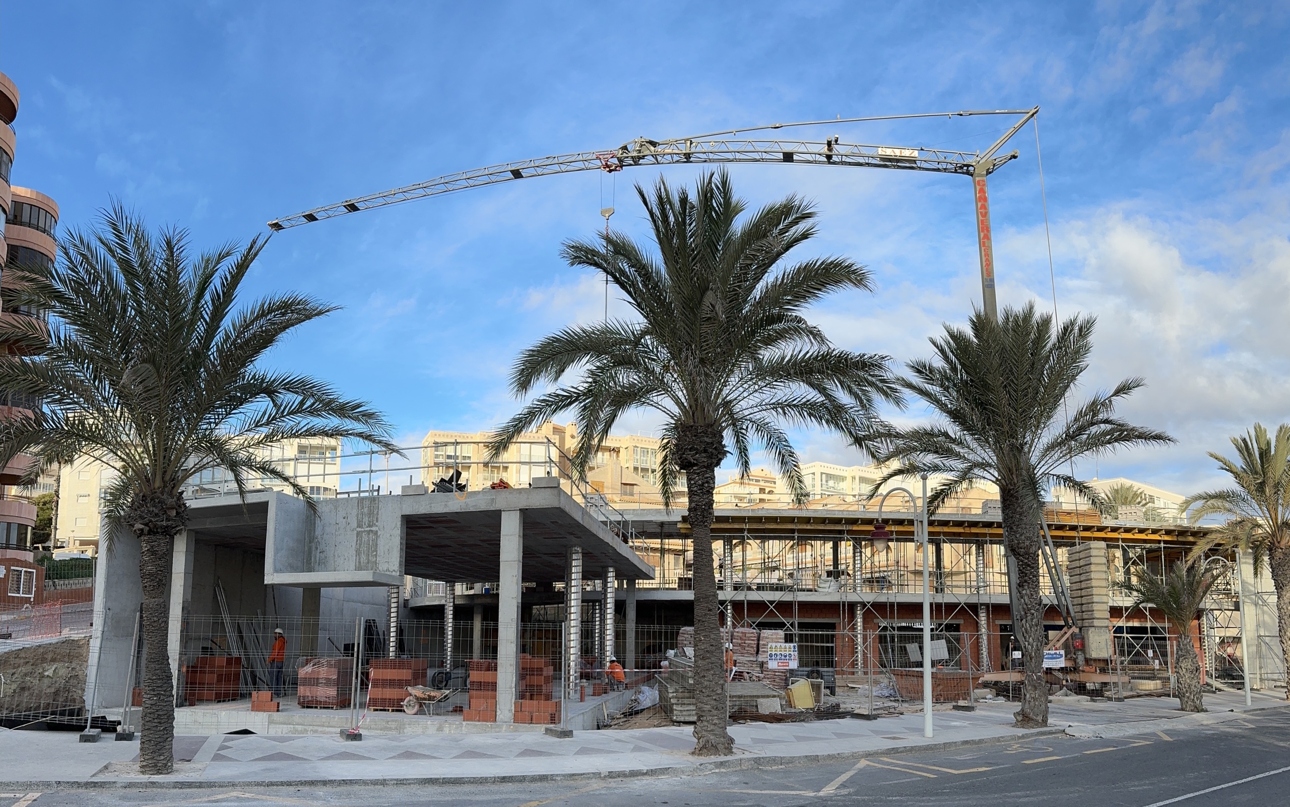 Avanzan a buen ritmo las obras de construcción del nuevo Centro Social de Arenales del Sol