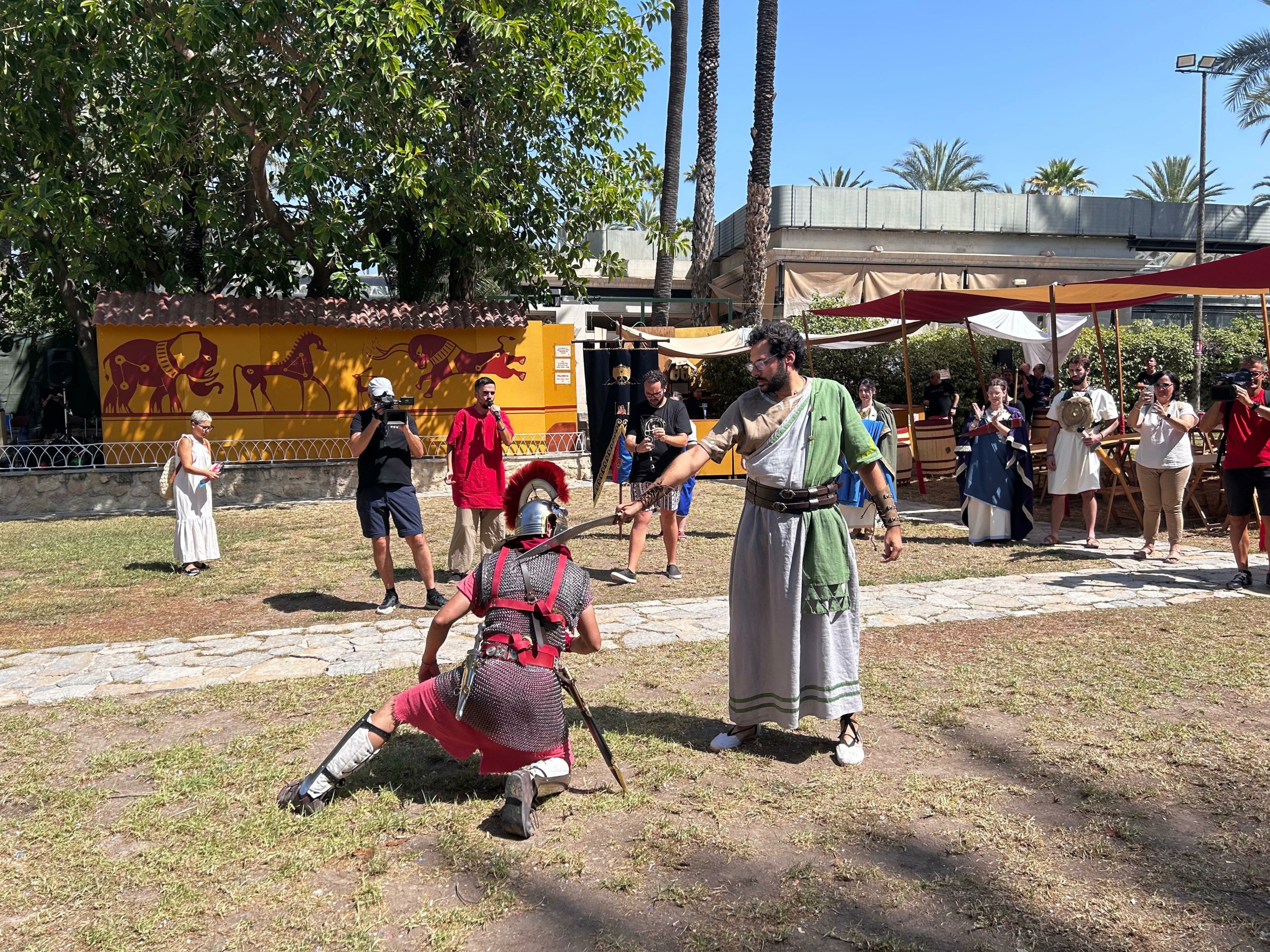 Ágora Heliketana y la Asociación Histórica de Pobladores en Elche