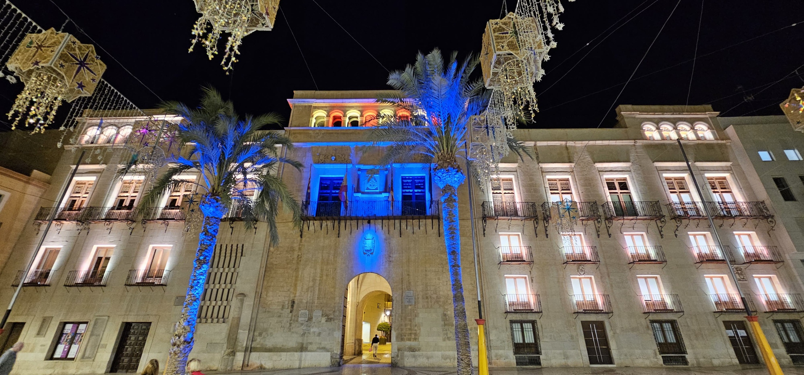 Alumbrado navideño y Mercado de la Navidad en Elche