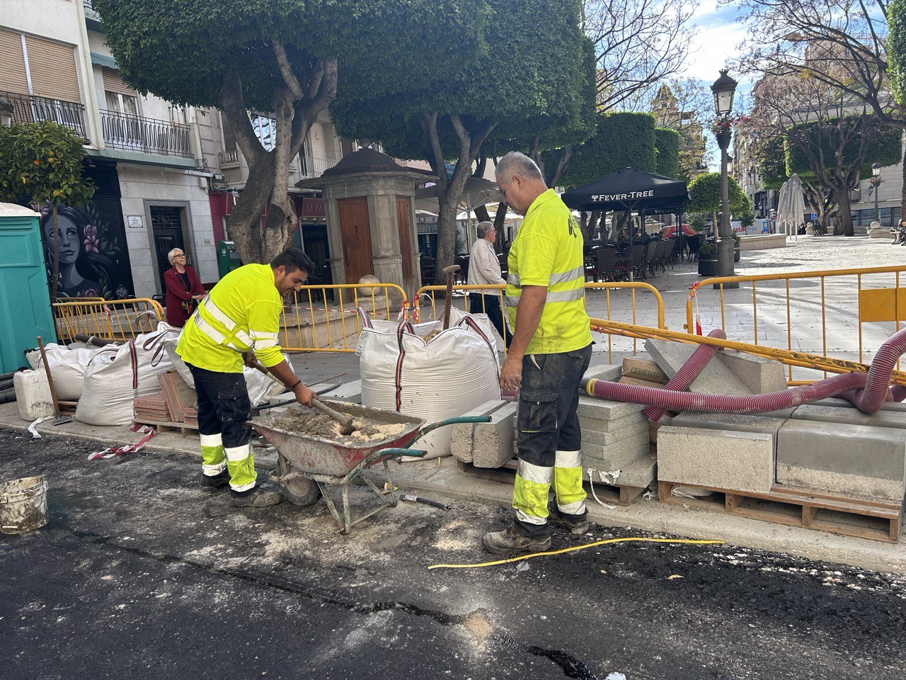 Obras de plataforma única en el casco histórico de Elche