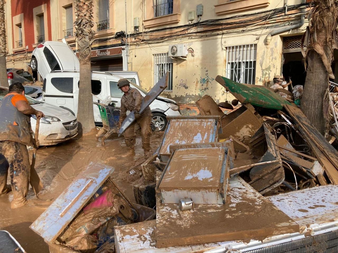 Rescate de mujer atrapada en Benetússer tres días