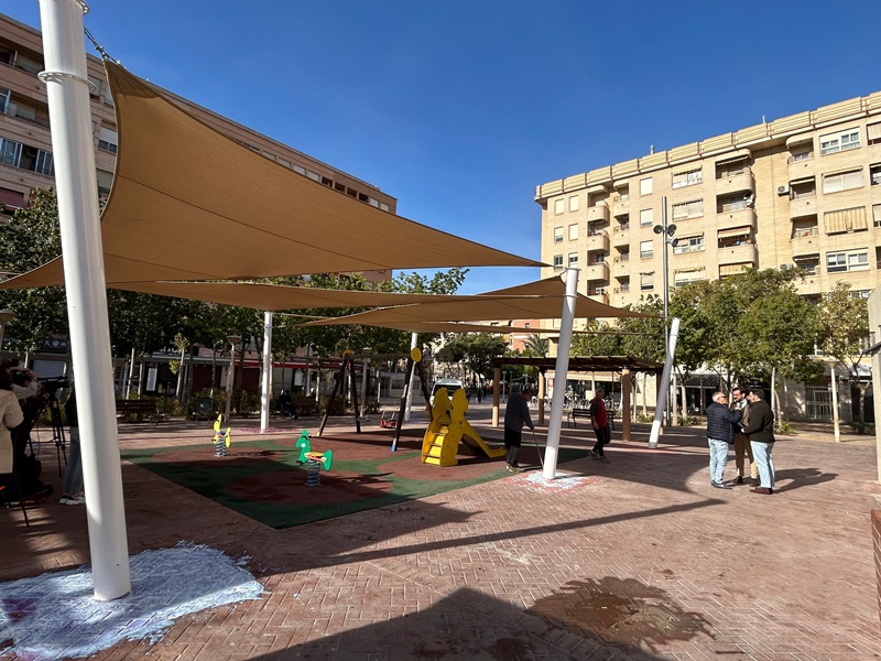 Toldos-vela en parques infantiles de Elche