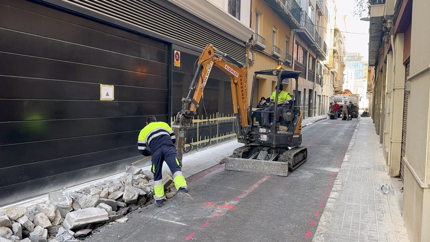 Obras de mejora en la calle Mare Déu del Remei