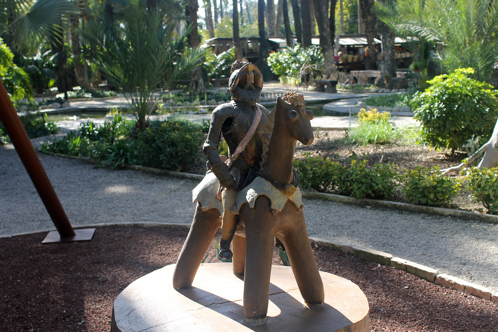 escultura de Sol Pérez en el Huerto del Cura